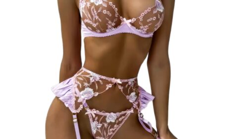 Witch-style lace lingerie set with bows and garter